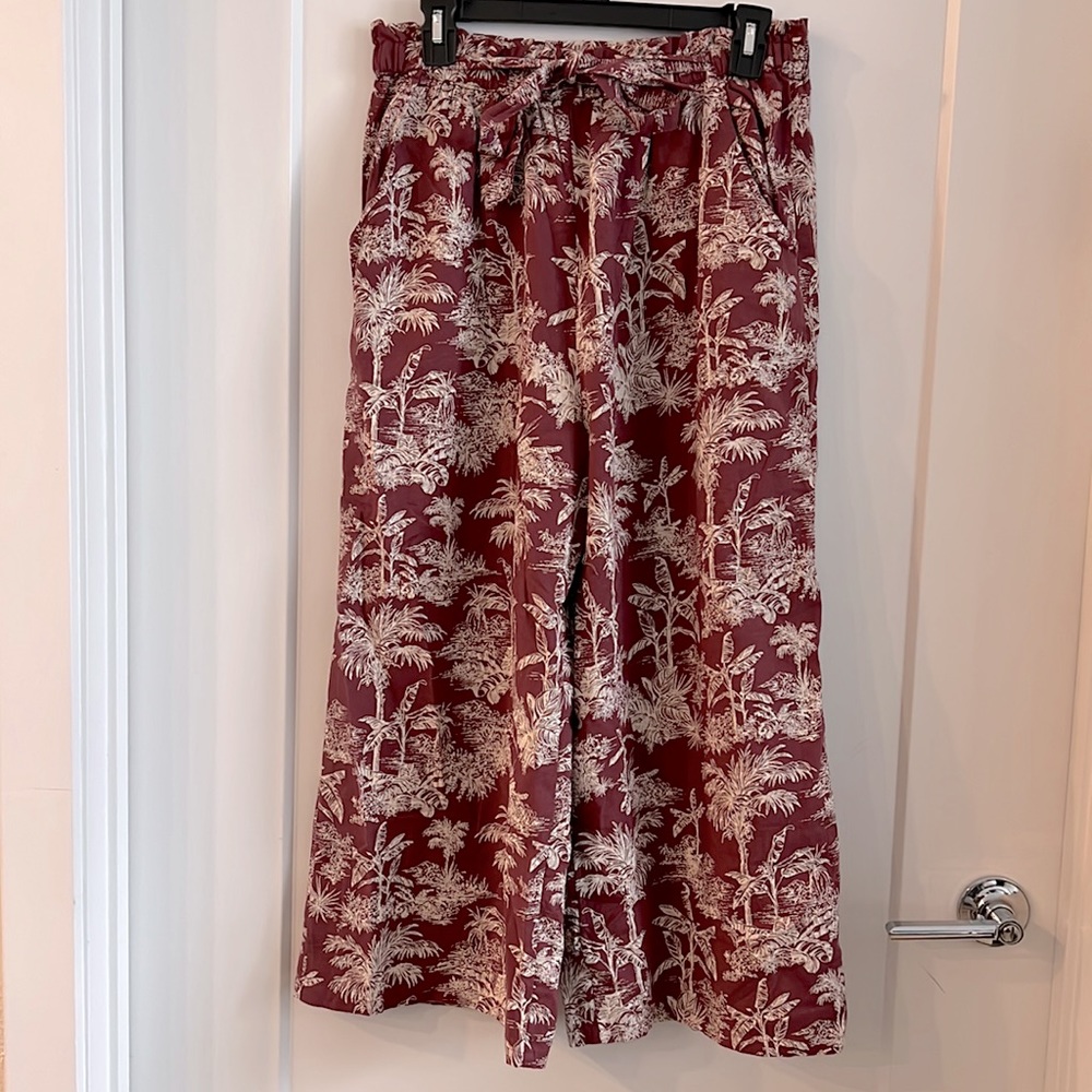 NWOT American Eagle Tropical Pants